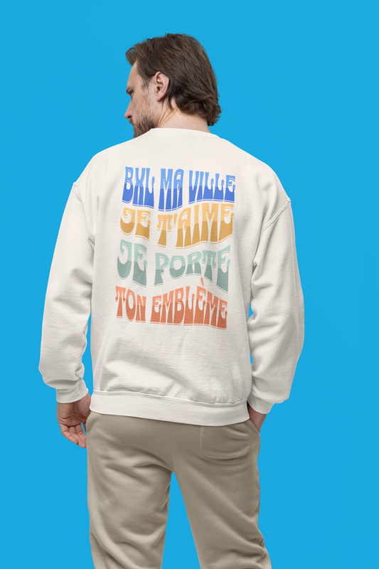 Sweatshirt Bruxelles ma ville ivoire, porté par un homme