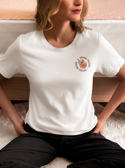 T-shirt Aperol O'clock, porté par une femme